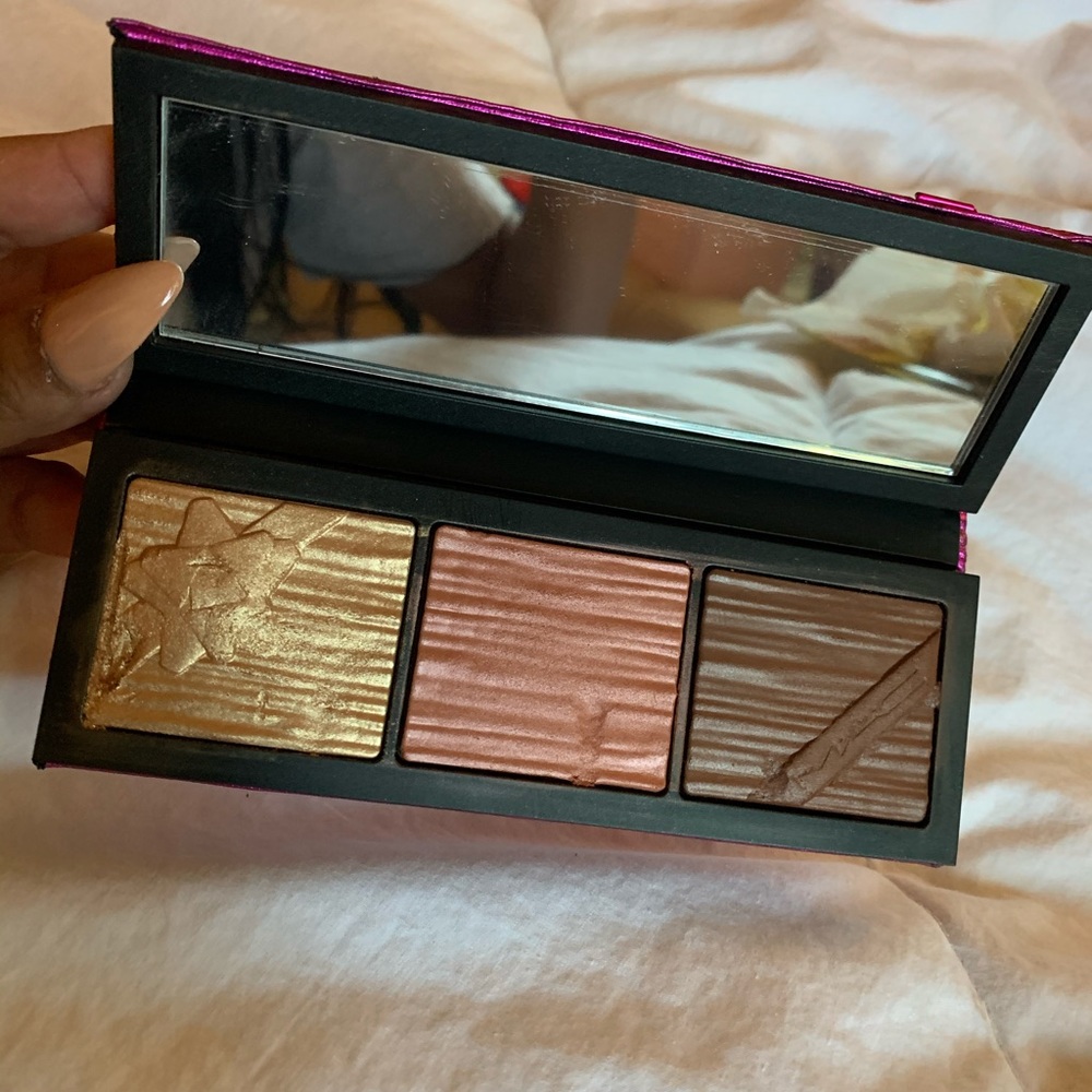 MAC face pallet